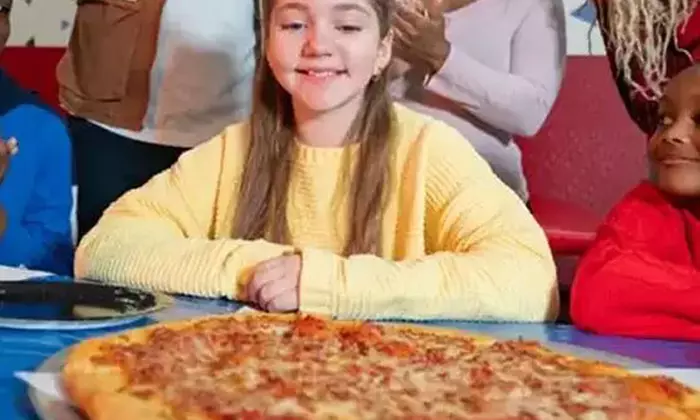 Mini Bowling (For 4 or 6), Arcade, & Pizza Packages (For 4, 6, or 8)