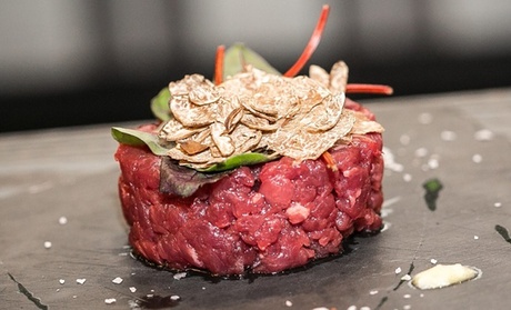 Menu da 3 portate con dolce e vino per 2 o 4 persone al Gusto Bistrot di Cecina (sconto fino a 56%)