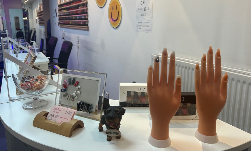Image 5: Beauté des ongles avec Lys & Beauté Institut