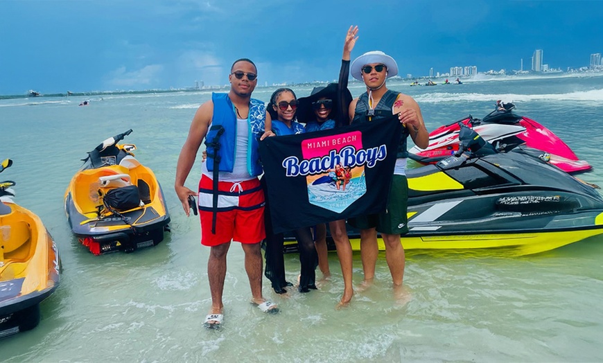 Image 2: 1-Hr Jet Ski Rental for up to 2 or Miami Excursion for 1 w/ Boat Ride 