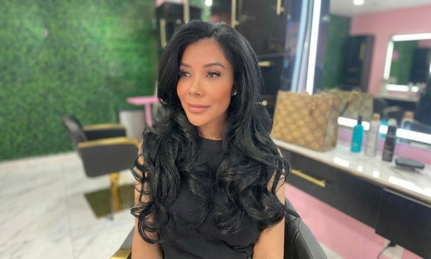 Image 7: Luxury Haircut, Blowout & Deep Conditioning for Radiant Hair