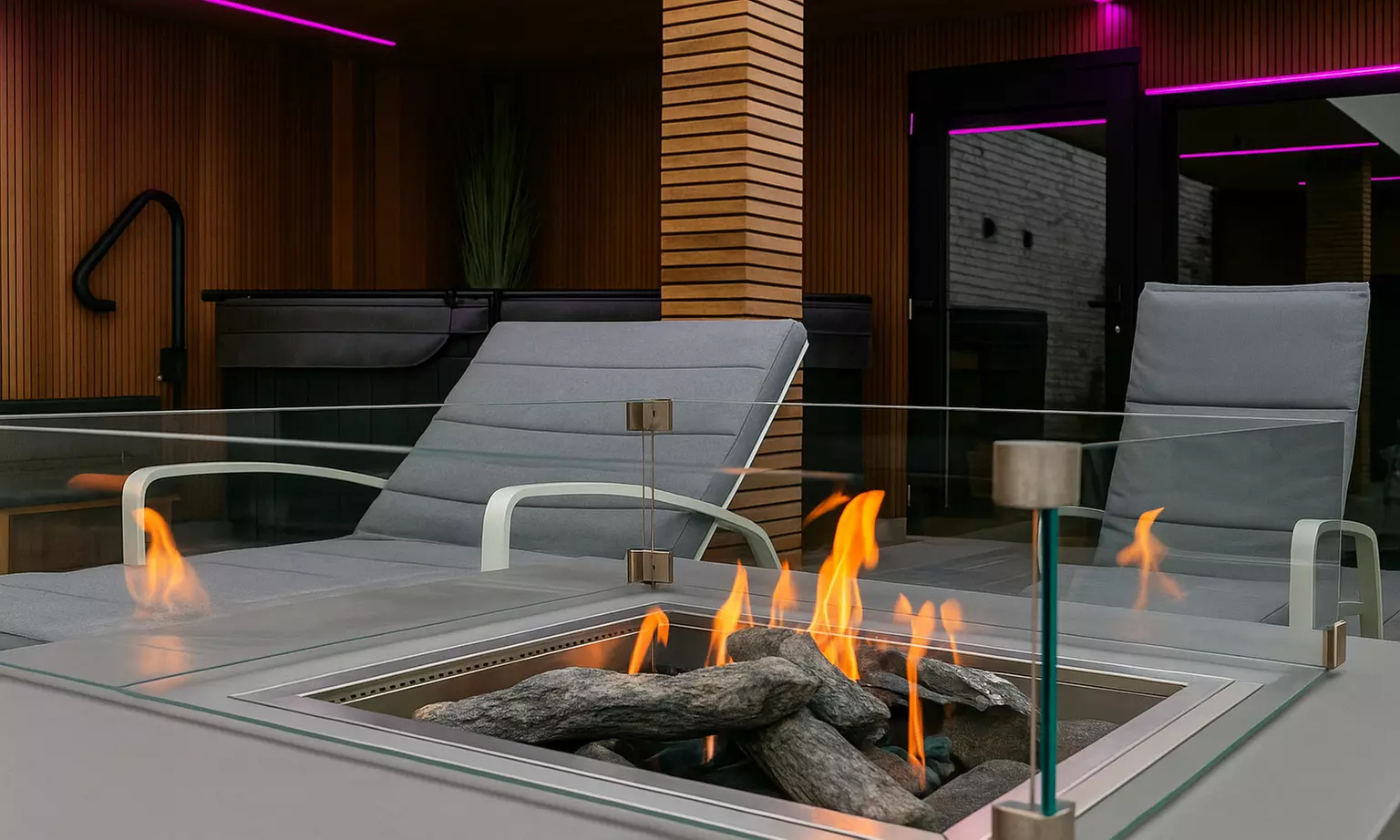 Wellness arrangement solo of duo