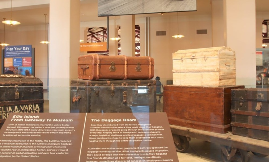 Image 5: Guided Statue of Liberty and Ellis Island Tour