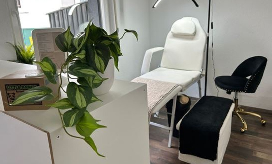 Image 5: Augenbrauen- und/oder Wimpern-Lifting inkl. Färben für 1 Person