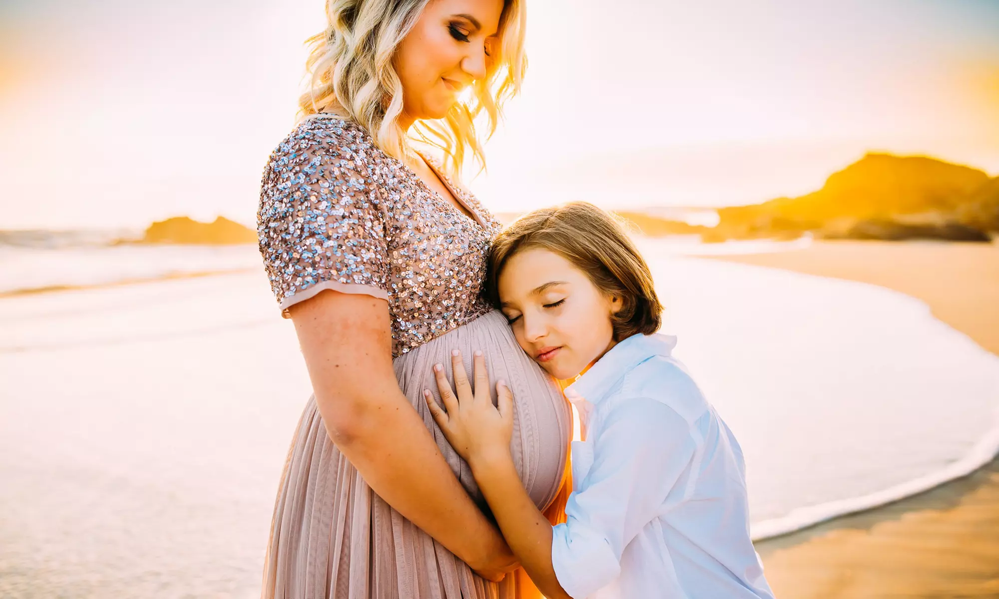 Create Lasting Memories with Full or Mini Maternity Shoot