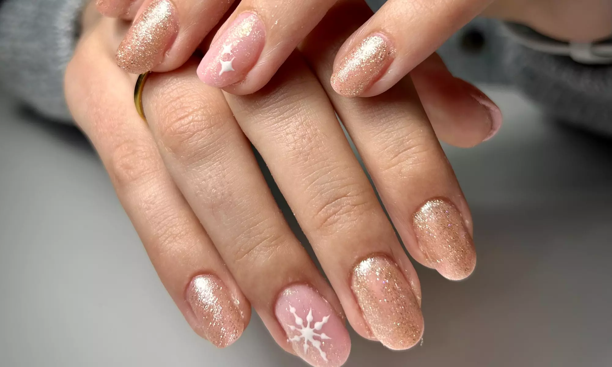 Sublimez vos ongles : vernis semi-permanent, gainage ou extensions