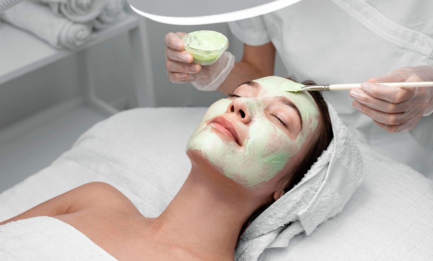 Image 6: Glow Head To Toe With Hydra Facials, Laser Hair Removal & More 