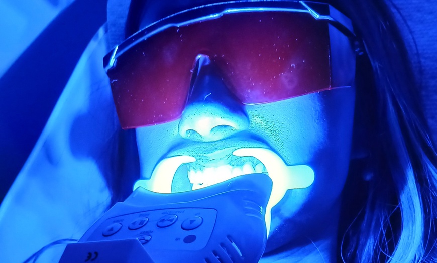 Image 3: Get a Brighter Smile with Level 3 Teeth Whitening