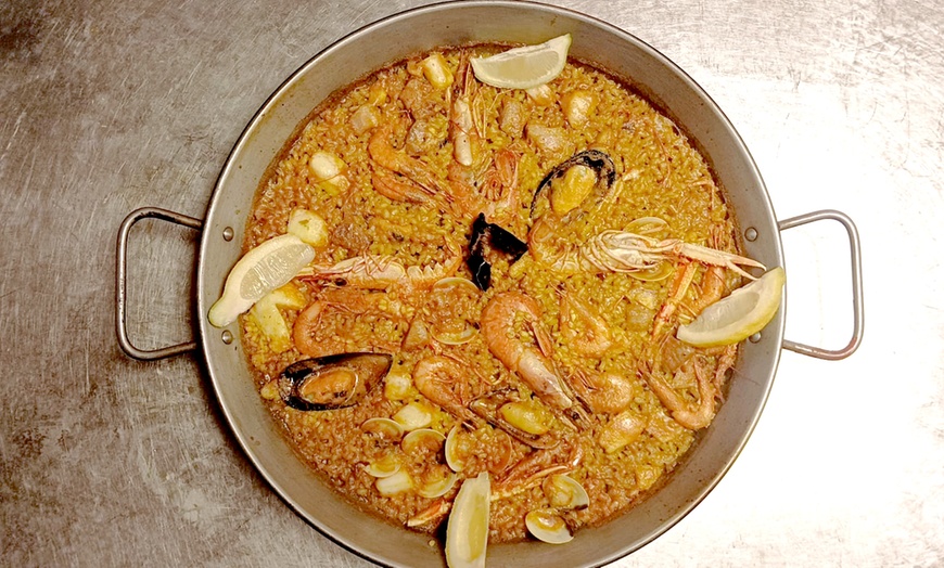 Image 1: Arroz banda o entrecot de ternera en Restaurante Goyo
