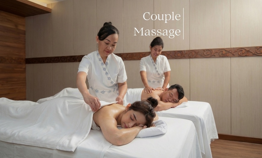 Image 2: 60, 90 or 120-Minute Couple Massage with Hot Stone and Essential Oil