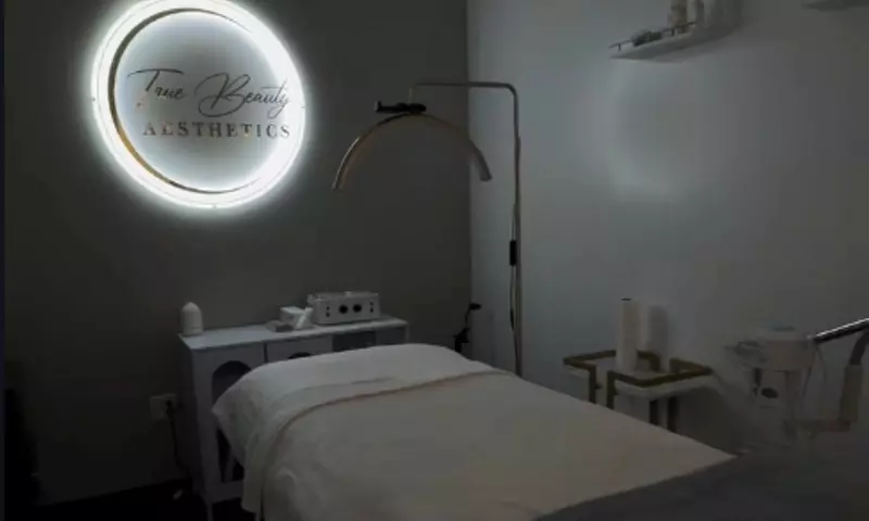 Customized Eyelash Extensions: Classic, Hybrid, or Volume