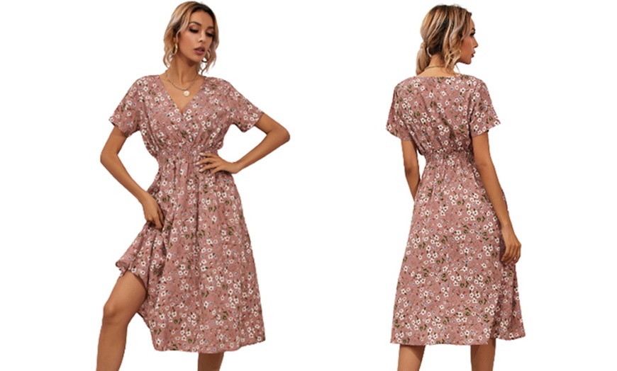 Image 5: Floral Summer Short Sleeve Dress