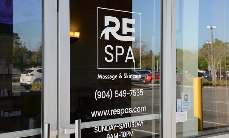 Image 5: Enjoy Relaxation with Infrared Saunas, Personalized Facials & Massage
