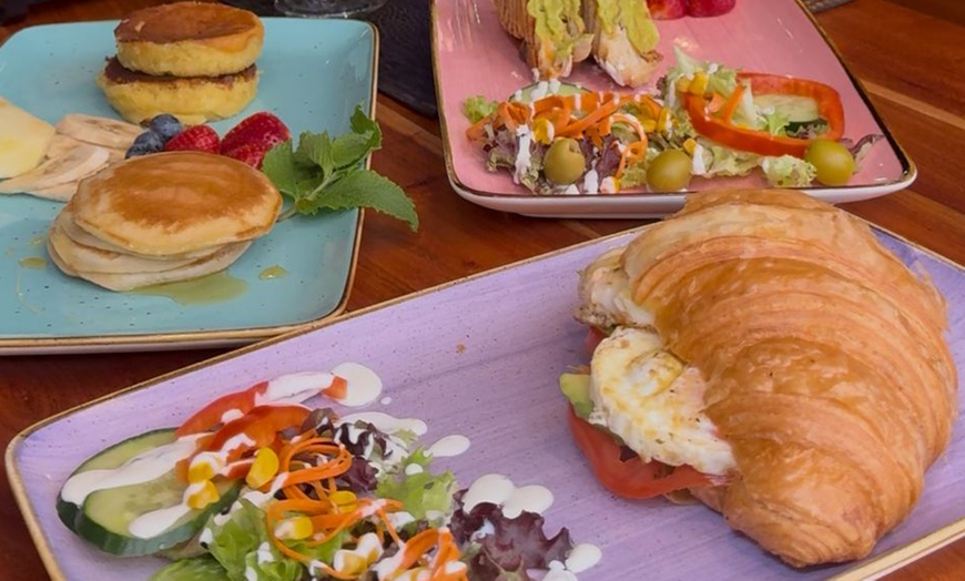 Image 2: Für 1-4 Personen: Amerikanisches Frühstück nach Wahl am Wochenenende