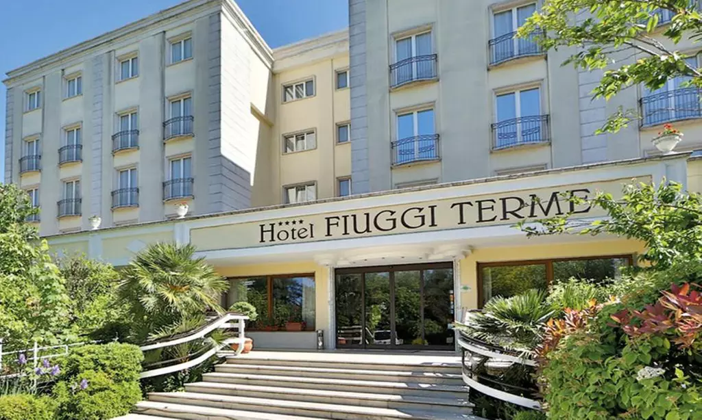Fiuggi 4*: camera doppia o matrimoniale con Spa o massaggio