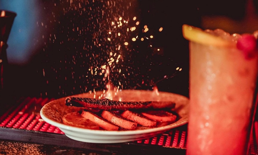 Image 3: Menú para 2 o 4, premium y tomahawk con sabor de fuego