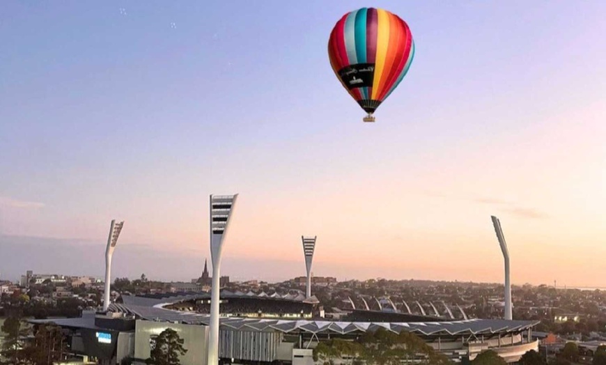 Image 6: Floating Adventure: Geelong Hot Hair Balloon Flight 