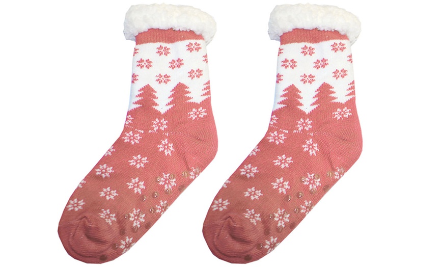 Image 30: Festive Warm Sherpa Fur Slipper Socks