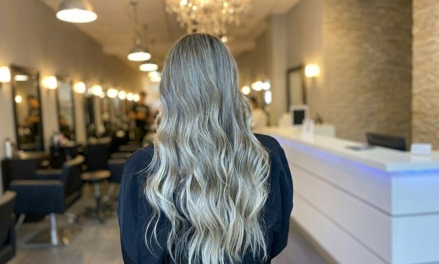 Image 4: Deep Conditioning & Blowdry with Single Session Highlights or Touch Up