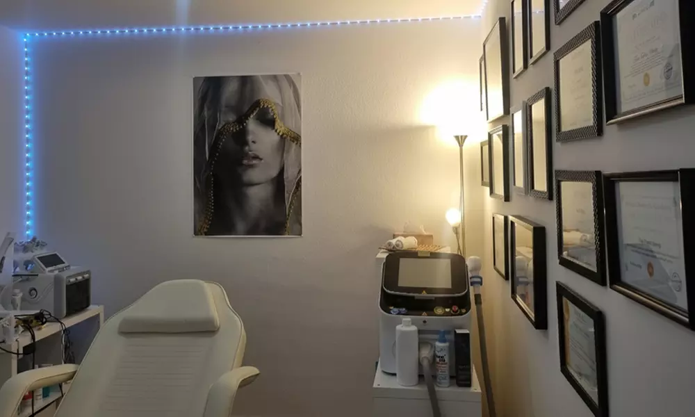 Professionelle Gesichtsbehandlung für 1 Person nach Wahl