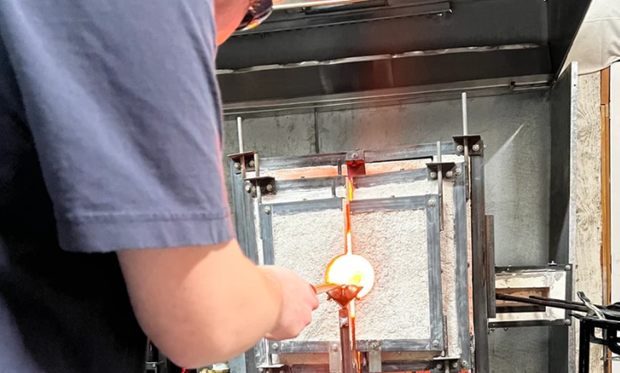 Image 5: Create Your Own Masterpiece with Glassblowing with Expert Guidance!