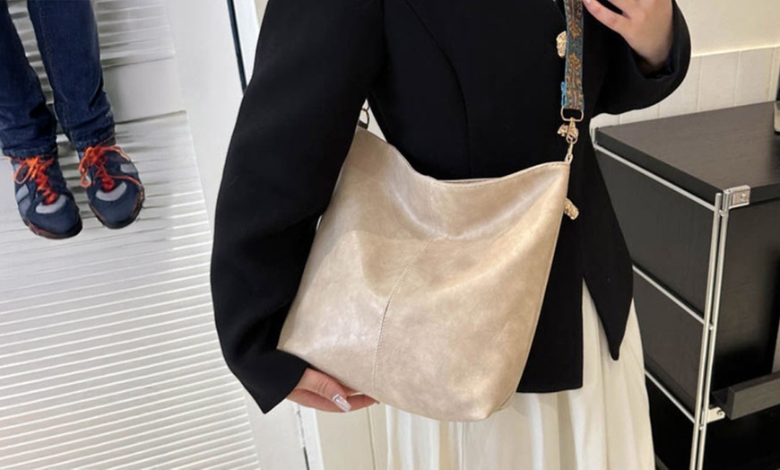 Image 4: PU Leather Shoulder Sling Bag