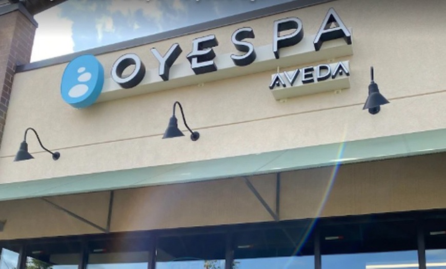 Image 3: Get a Youthful Glow with 20,40, or 60 Units of Botox