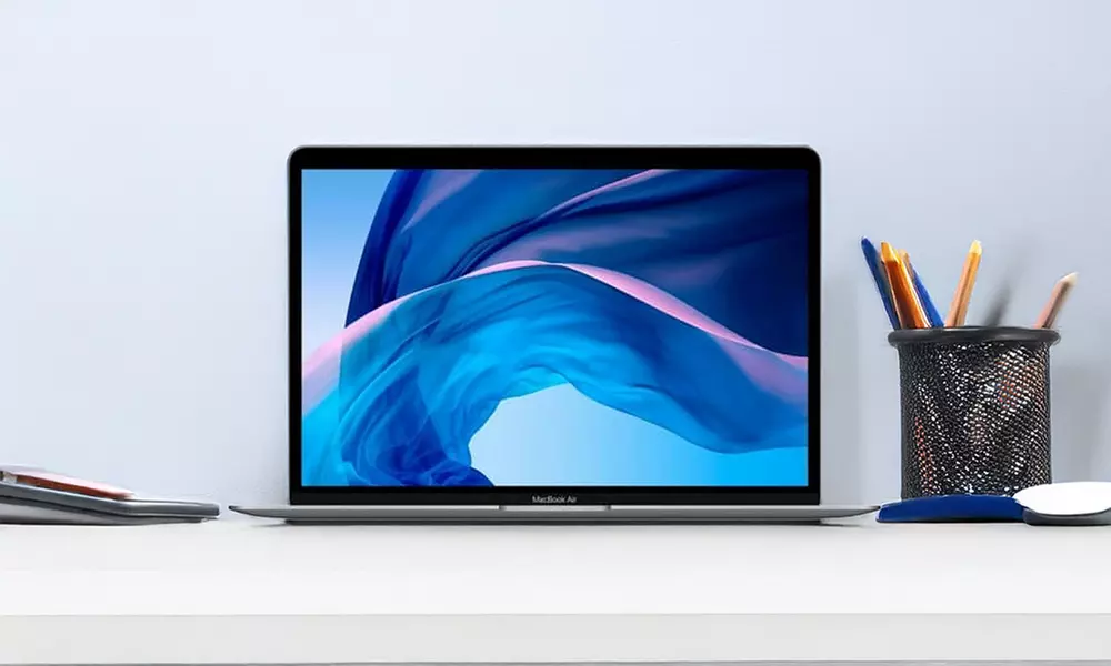Apple MacBook Air Laptop 13.3" Core i3 8GB RAM 256GB SSD MWTJ2LL/A 2020 (Refurb)