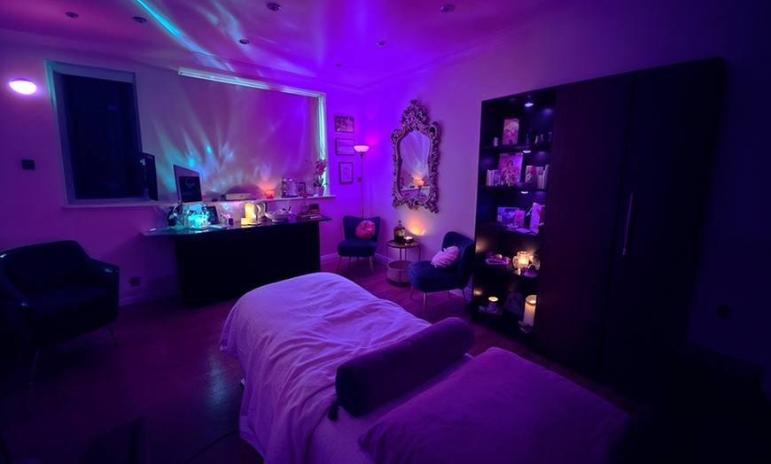 Image 4: Relax with 30-/60-Min Spa Treatment or 90-Min Pampering Package