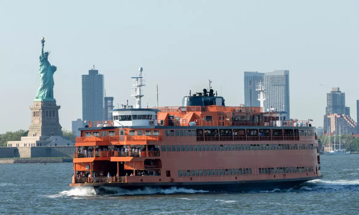 Up to 27% Off 4.5-Hour Manhattan Bus & Walking Sightseeing Tour