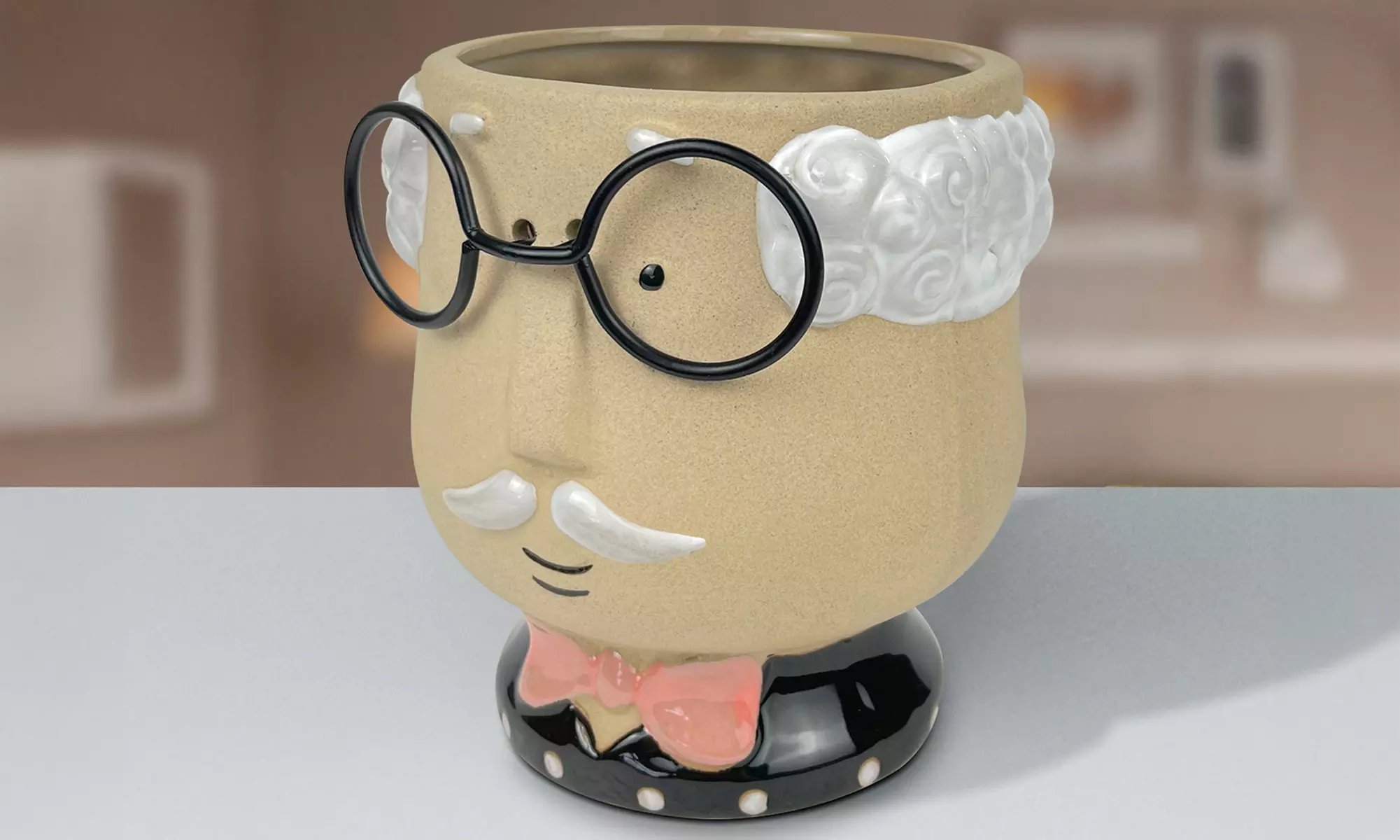 Vaso in ceramica di design con volto