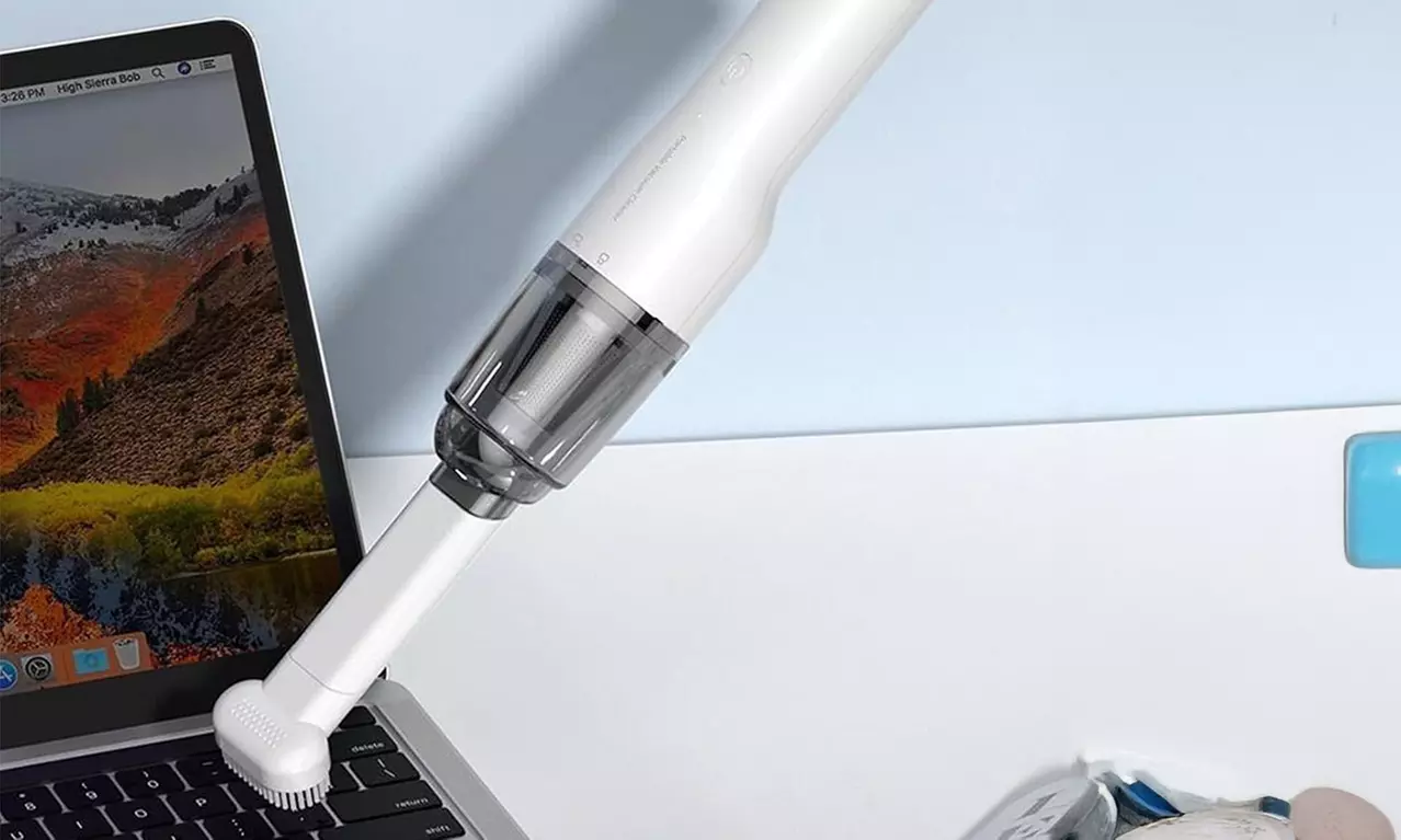 Tragbarer Mini-Akku-Staubsauger mit Filter und 3 Düsen