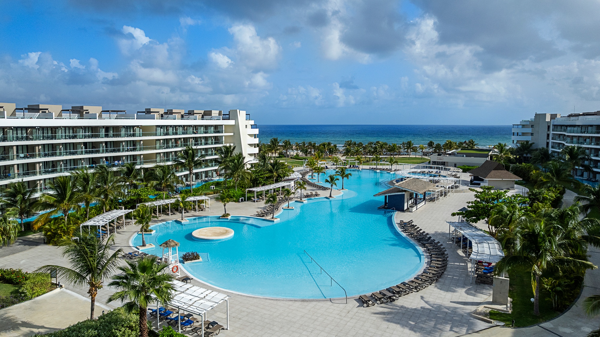 Member-Only Deal: All-Inclusive Beachfront Hotel - Montego Bay
