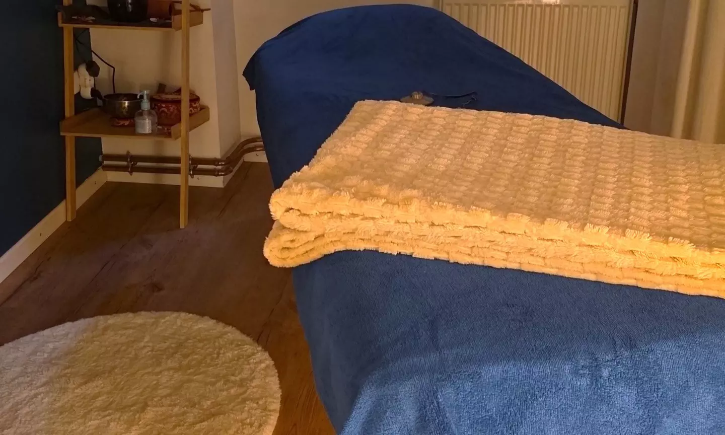 Réflexologie plantaire ou modelage californien ou modelage du dos et du visage (jusqu'à 42% de remise) - Second Medium