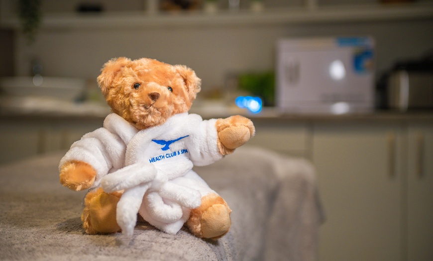 Image 13: Spa Experience w/ Treatment, Prosecco & Robe & Slippers For 1 Or 2 