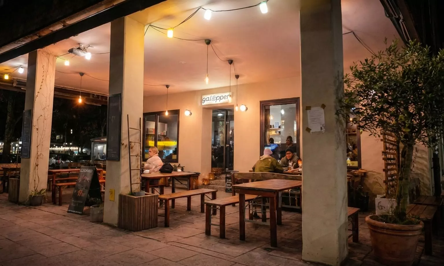 Tasting Tray De Luxe mit 5 Bier-Sorten je 0,1 L für 1, 2 oder 4 Pers.