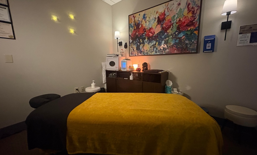 Image 3: Relax with 60-or 90-Minutes: Choice of Massage 