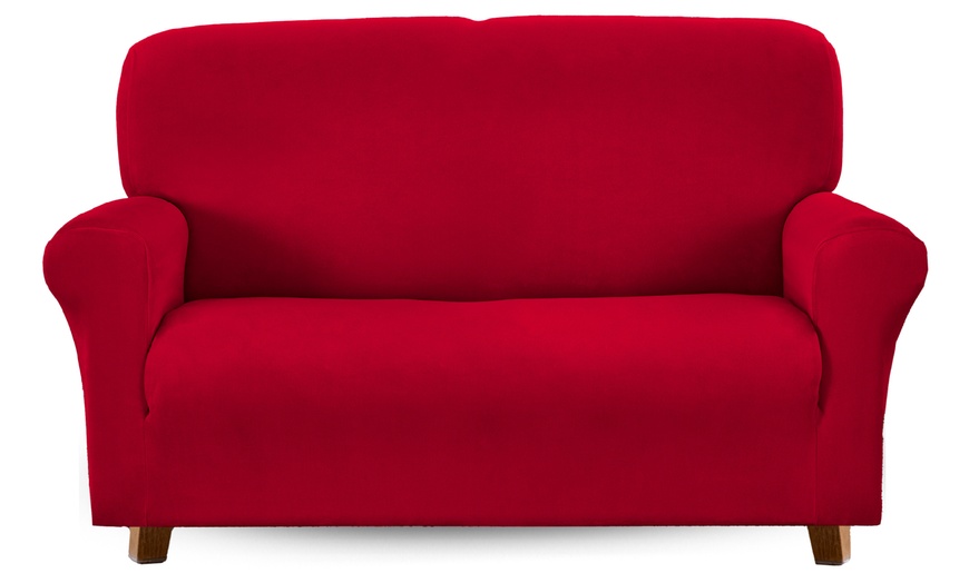 Image 6: Water-Resistant, Elegant Velvet Sofa Cover in Various Sizes