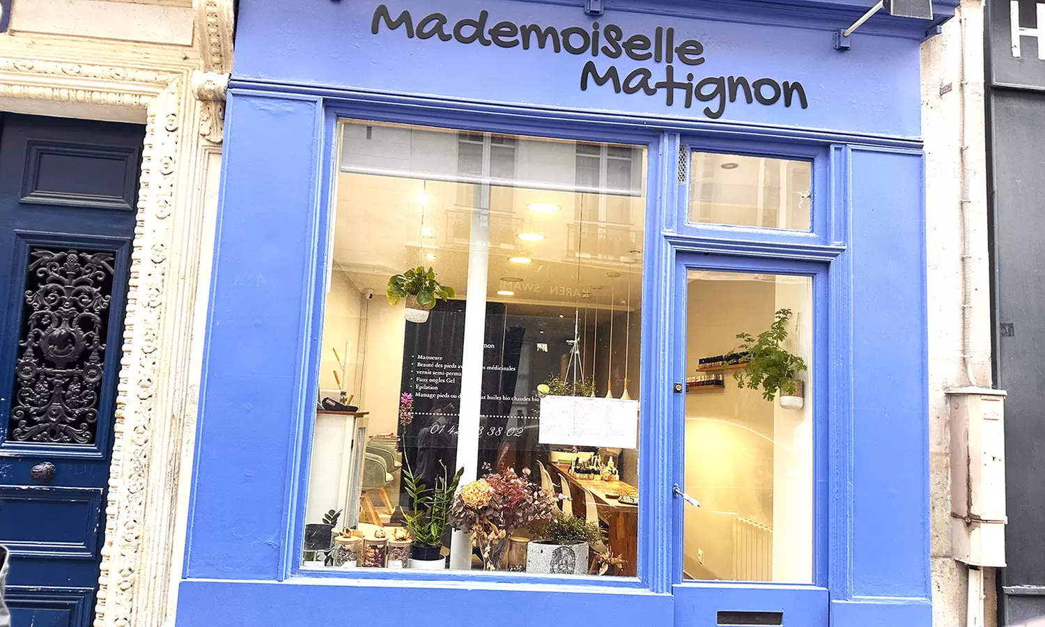 Épilation à la cire pour femme avec Mademoiselle Matignon