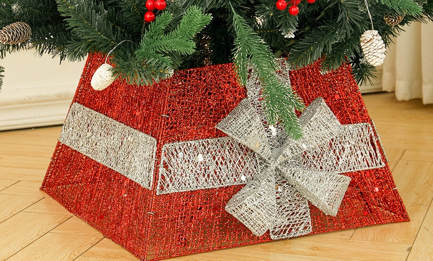 Image 6: Living And Home Christmas Square Tree Collar Basket