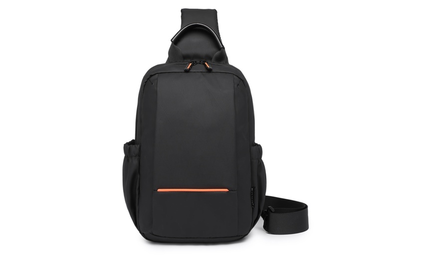 Image 2: Wasserfeste Umhänge-Brusttasche für Herren