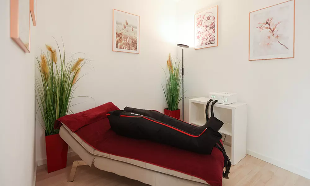 3 oder 5 revitalisierende Behandlungen à 30 Min. – Maschinelle Lymphdrainage für 1 Person - Primary Image