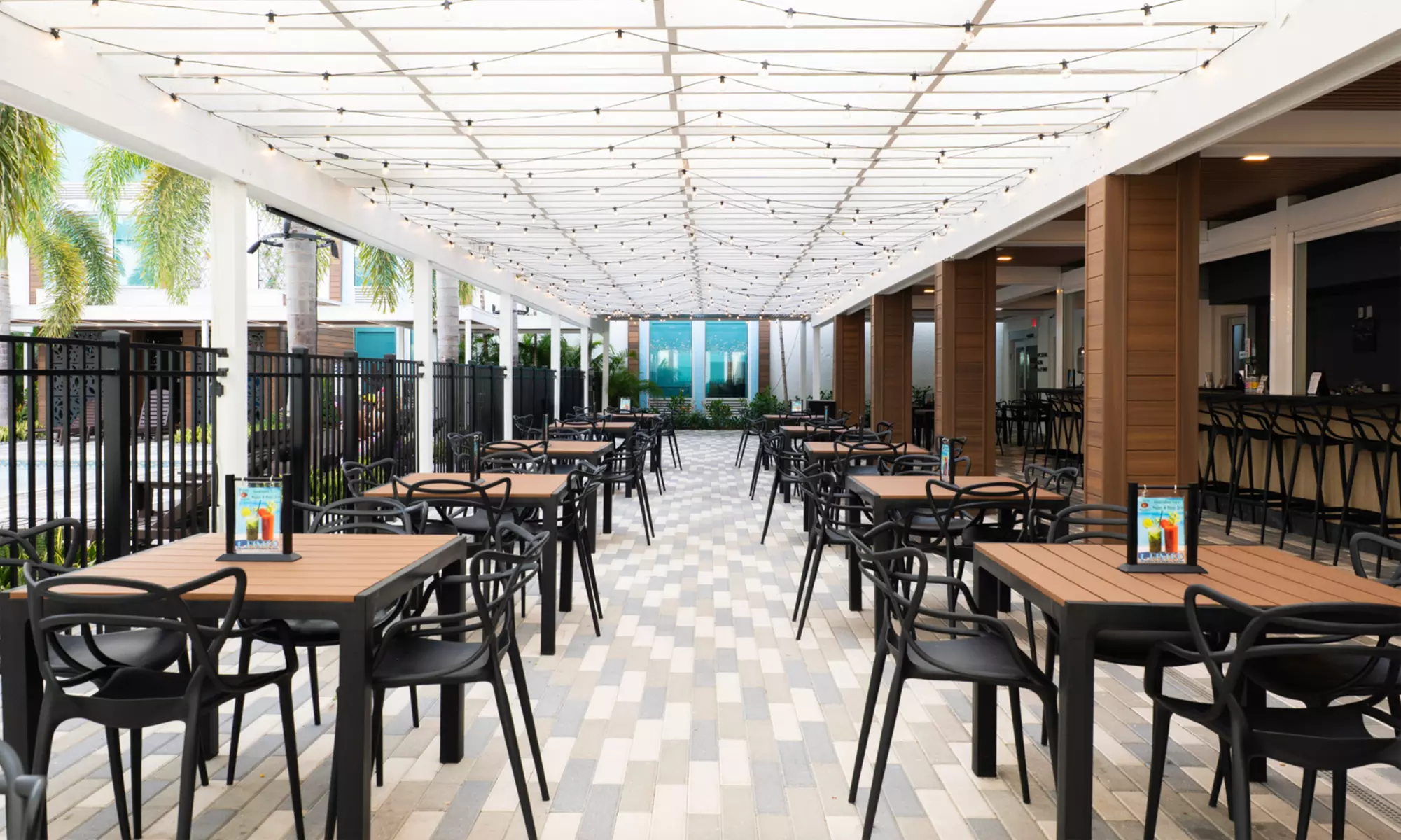 Chef-Driven Dining Experience: 3-Courses & Cocktails for 2 or 4