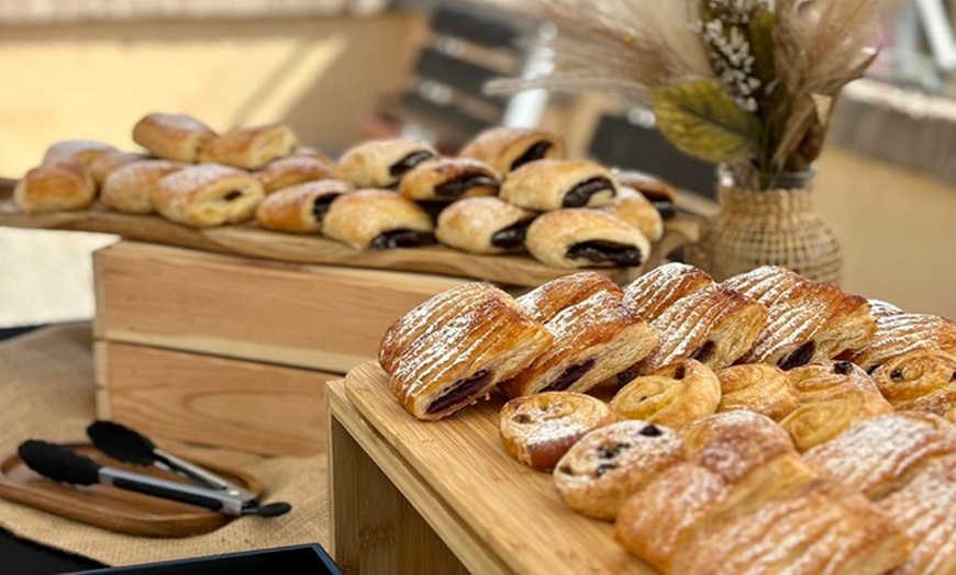 Image 5: Coffee Break Completo, Premium o Gourmet para 20 personas con entrega