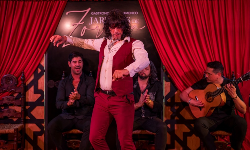 Image 8: Espectáculo de flamenco con opción a picoteo y bebida para 2 o 4