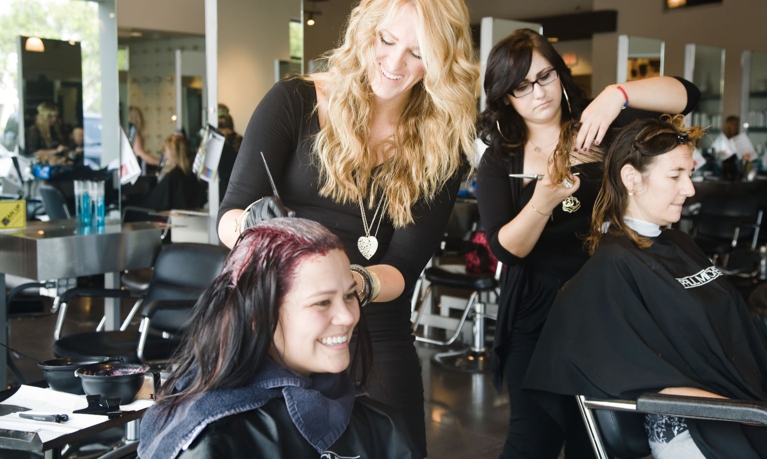 Transform Your Look with Full Highlights, Basic Color and More! 