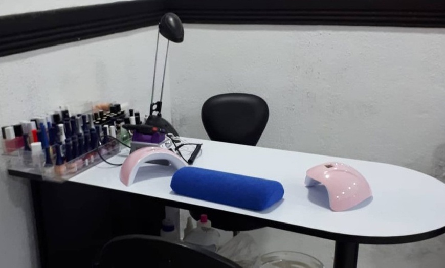 Image 3: Lifting y tinte de pestañas con opción a laminado y tinte de cejas