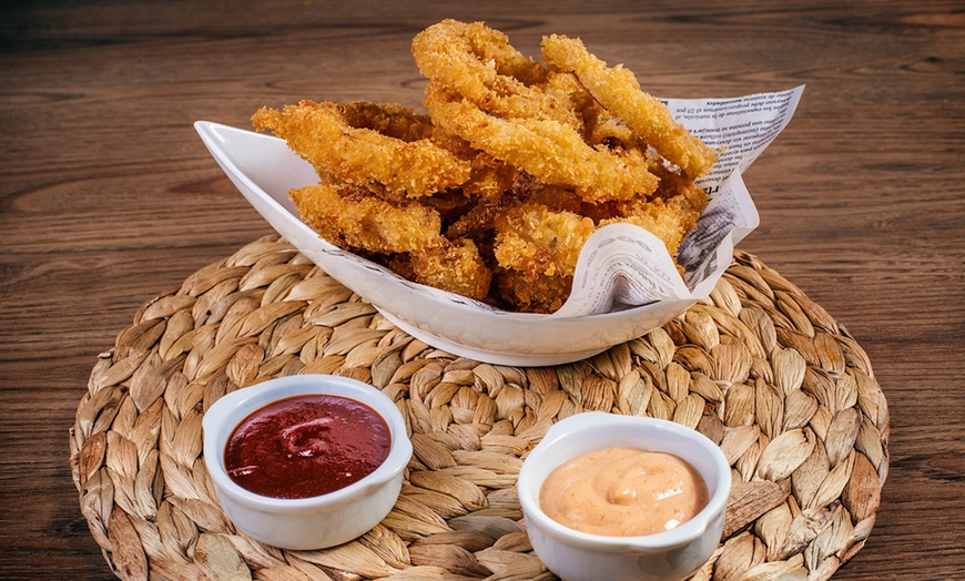 Image 7: ¡Atención, burger-lovers! Menú de hamburguesas para 2 o 4 personas