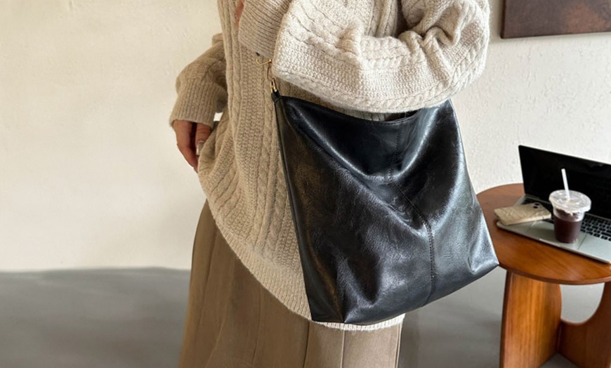 Image 5: PU Leather Shoulder Sling Bag