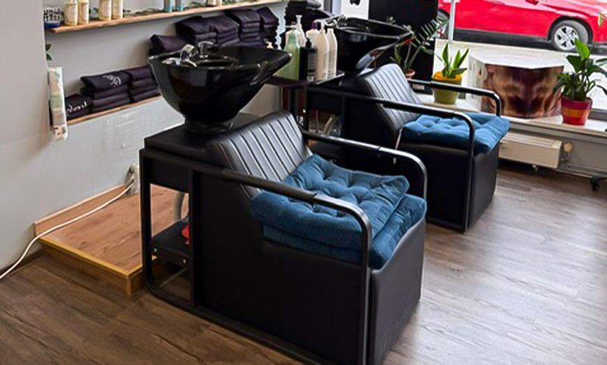 Image 3: Weihnachtliches Spa-Erlebnis: Fußbad, Hot Stone & Headspa 